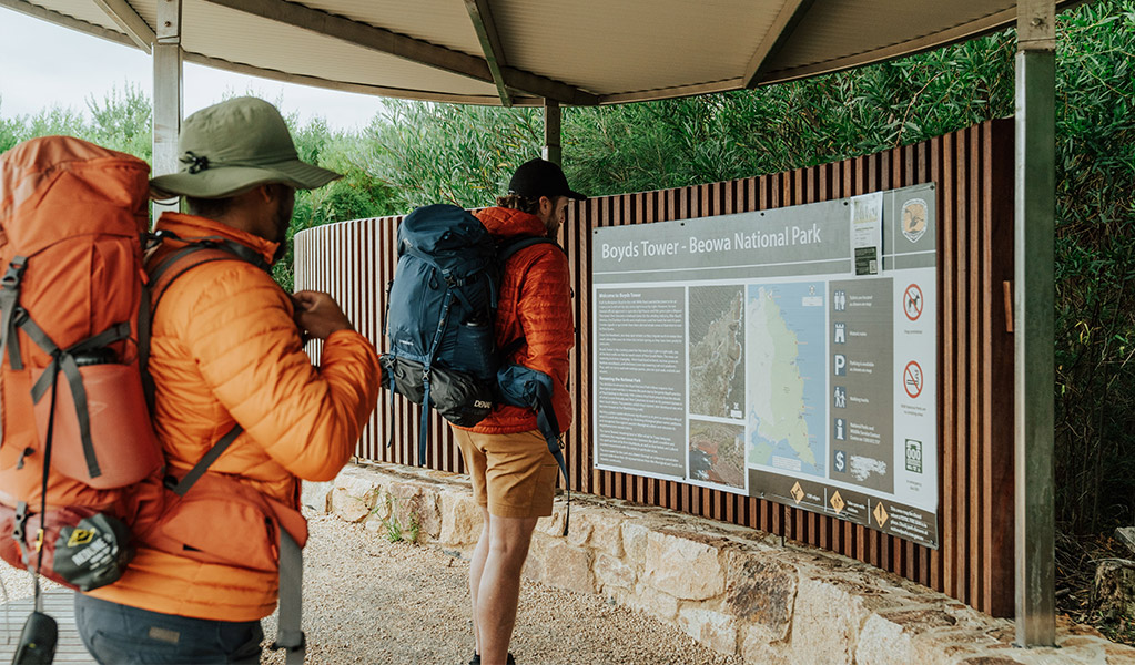 The information shelter at Boyds Tower, the start of the Light to Light Walk. Credit: Remy Brand/DCCEEW © Remy Brand